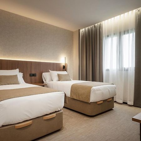 Hotel Rio Бадахос Екстериор снимка