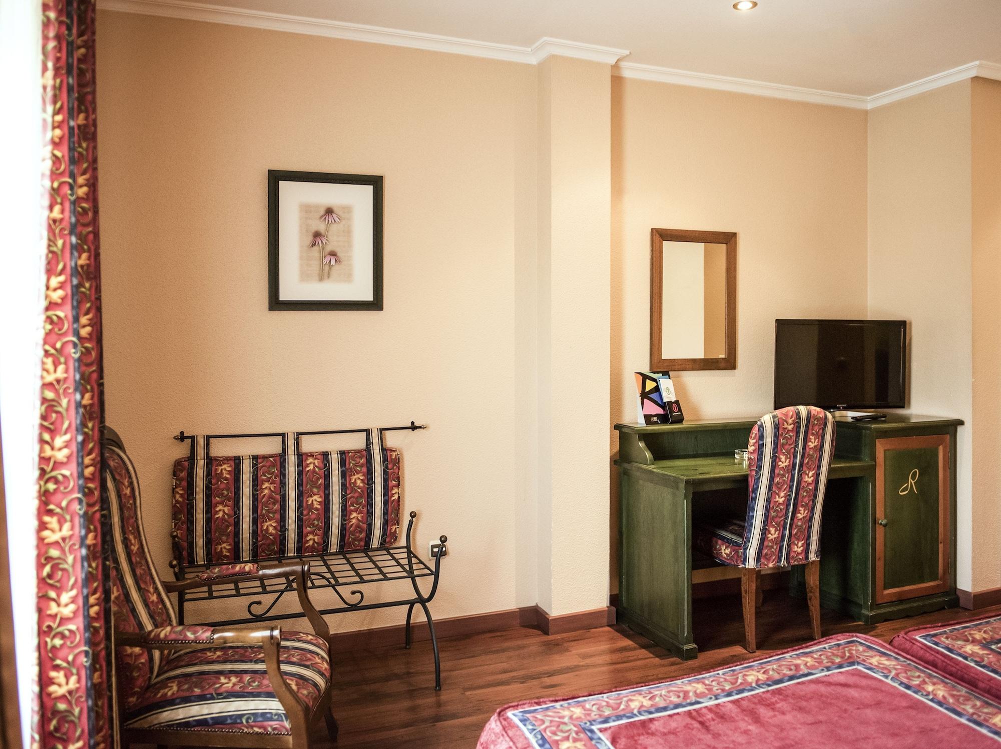 Hotel Rio Бадахос Екстериор снимка