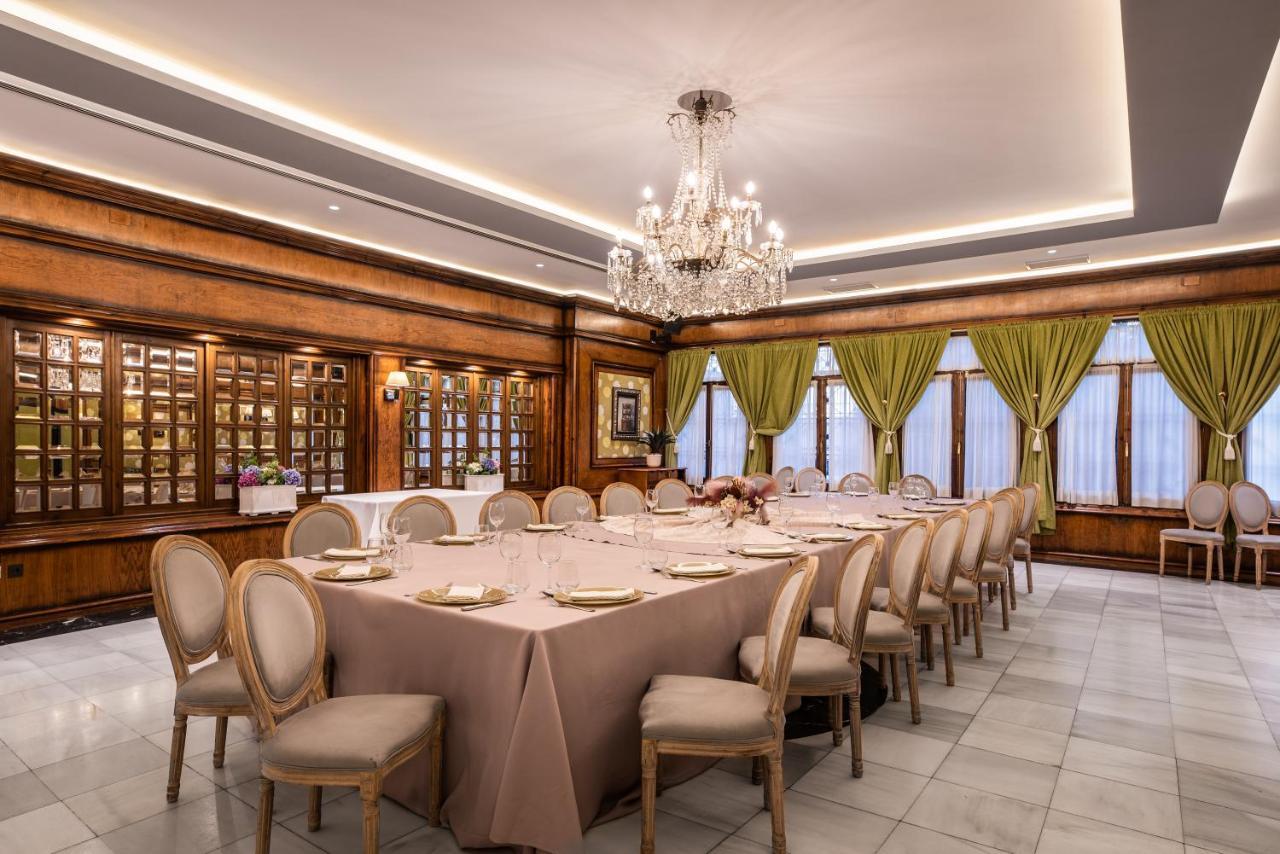 Hotel Rio Бадахос Екстериор снимка
